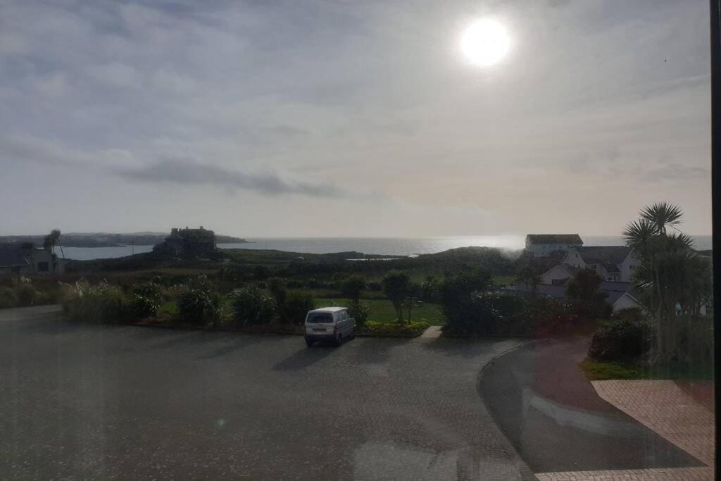 Plas Darien-3 Bed Apt- Sea Views - Sleeps 5 Trearddur Eksteriør billede