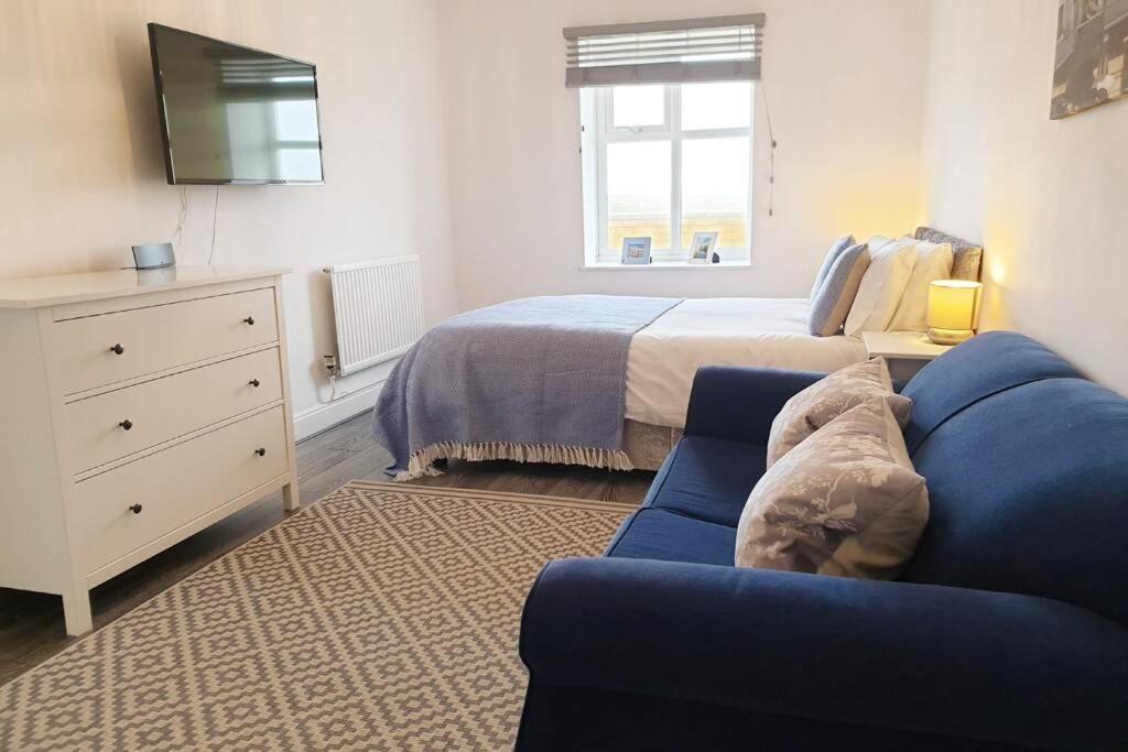 Plas Darien-3 Bed Apt- Sea Views - Sleeps 5 Trearddur Eksteriør billede