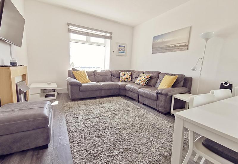 Plas Darien-3 Bed Apt- Sea Views - Sleeps 5 Trearddur Eksteriør billede